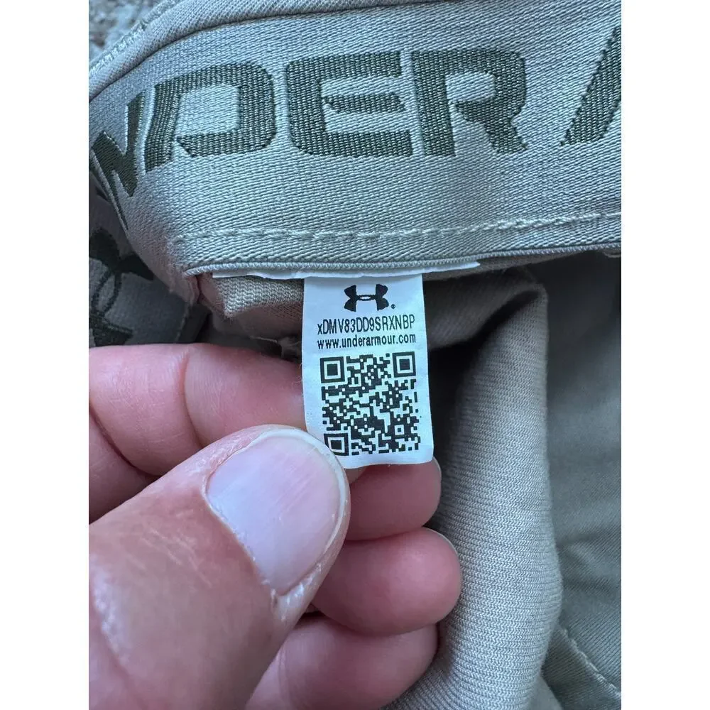UNDER ARMOUR Men's performance Material Pants SIZE 32X32, Lightweight